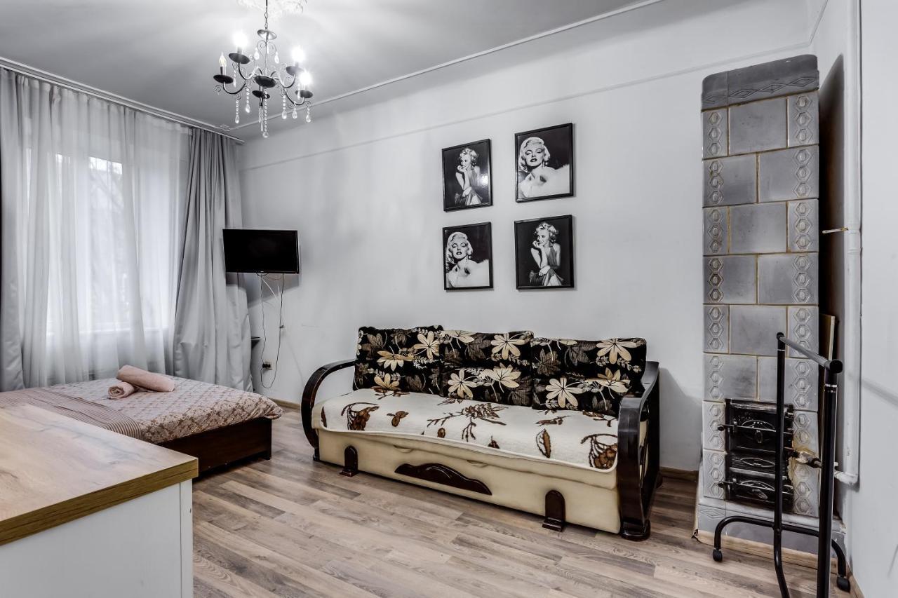 Apartment Near Circus Λβιβ Εξωτερικό φωτογραφία